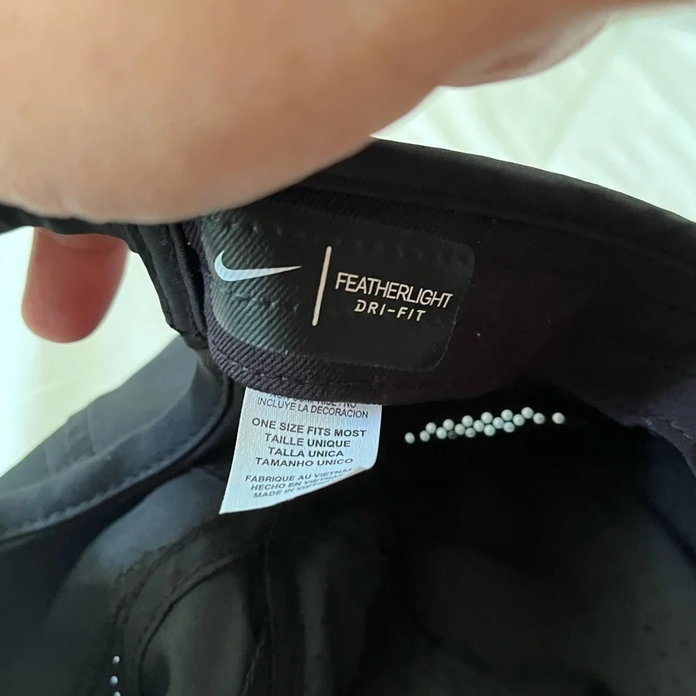 NIKE feather-fit‎ Hat UNISEX